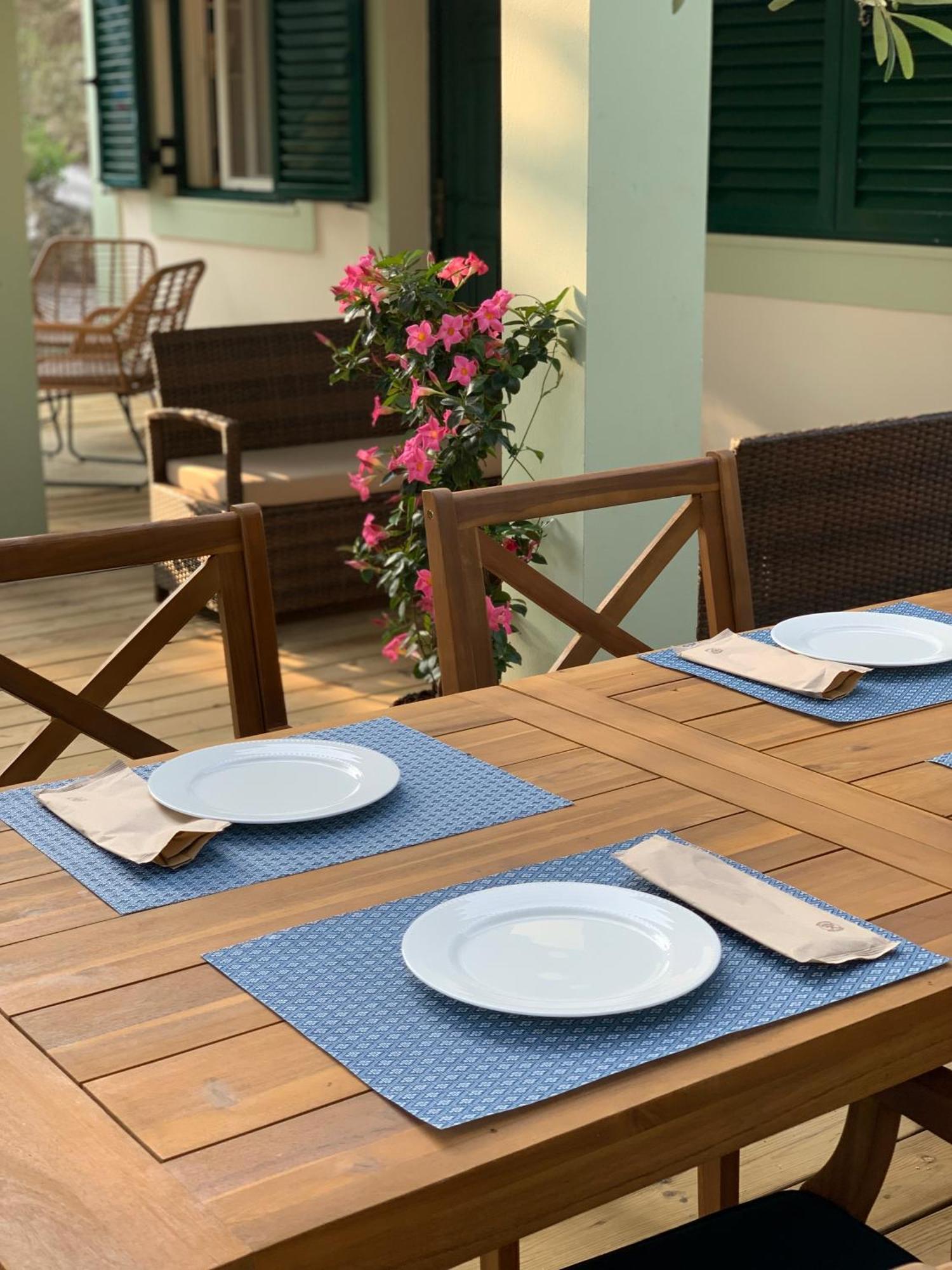 Nisaki Mathraki B&B Kültér fotó