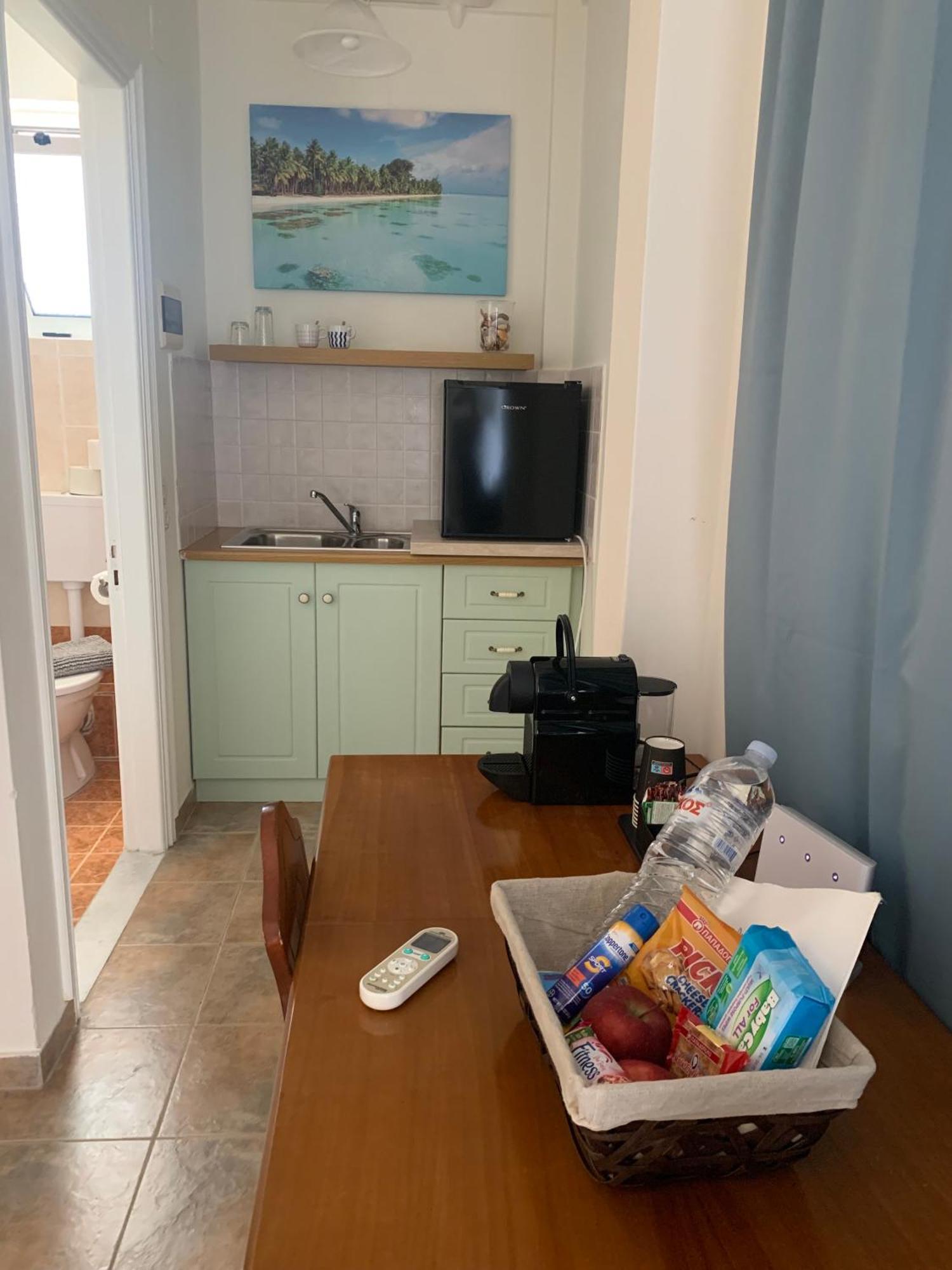 Nisaki Mathraki B&B Szoba fotó