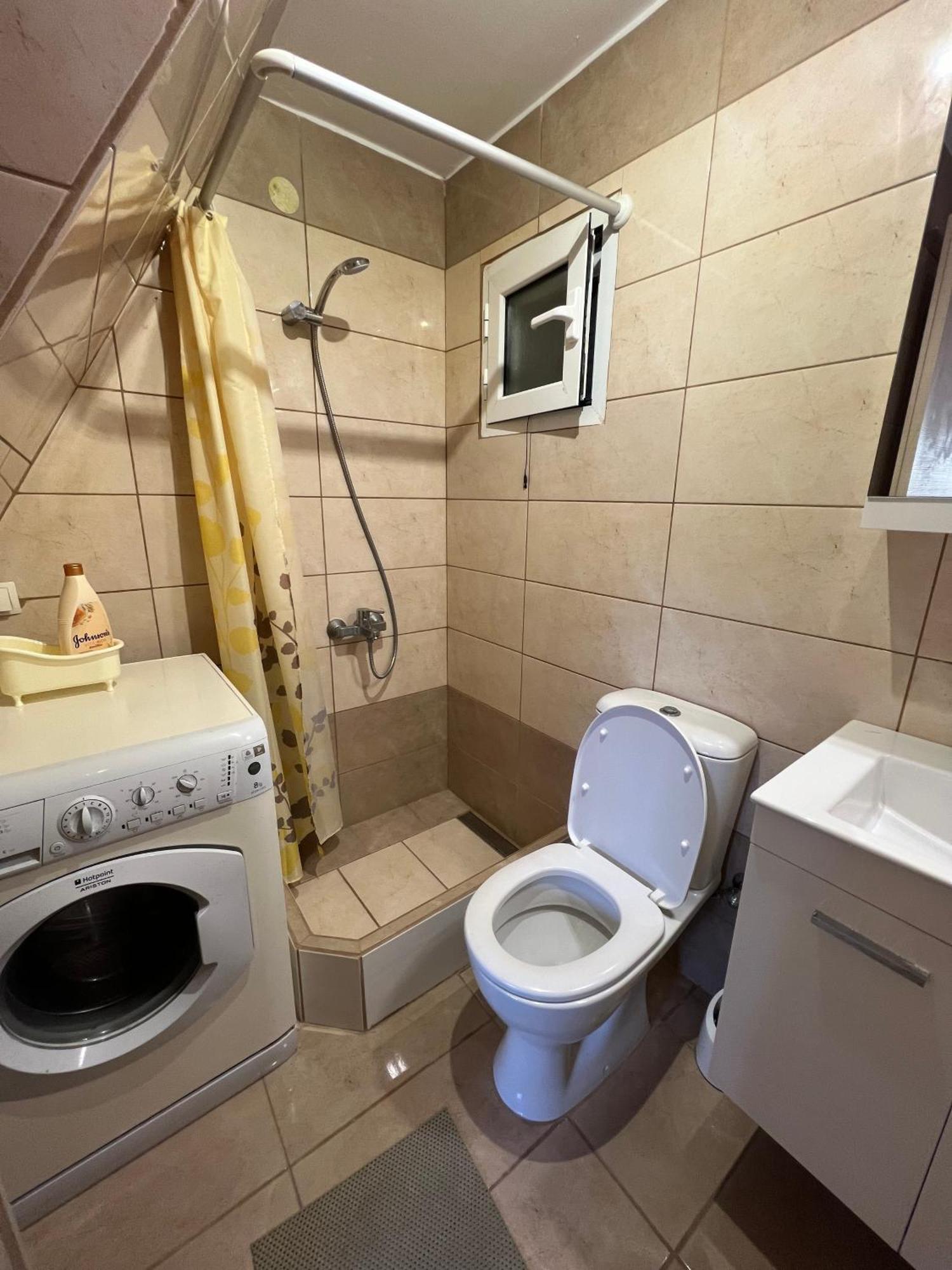 Nisaki Mathraki B&B Kültér fotó