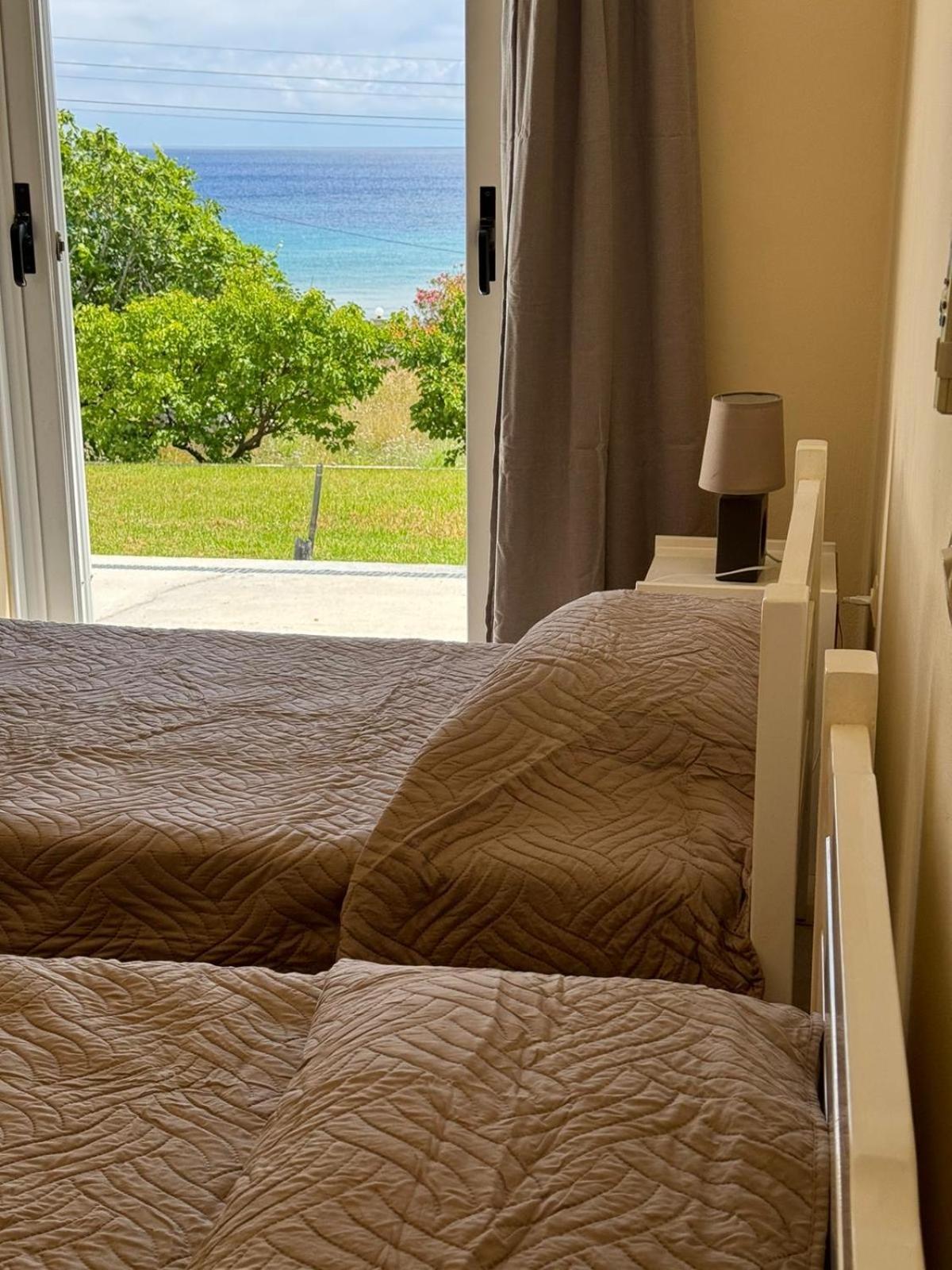 Nisaki Mathraki B&B Szoba fotó