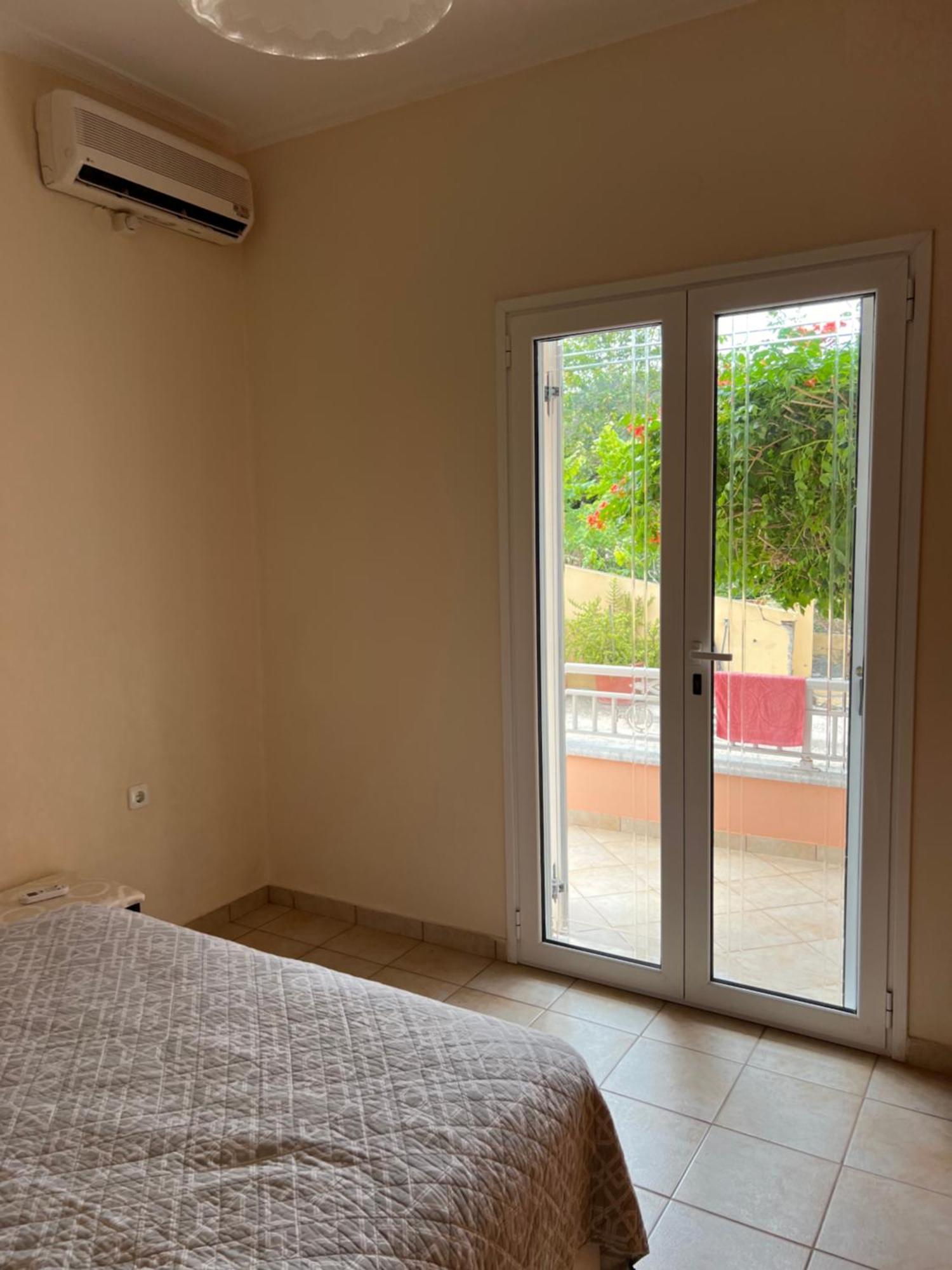 Nisaki Mathraki B&B Szoba fotó