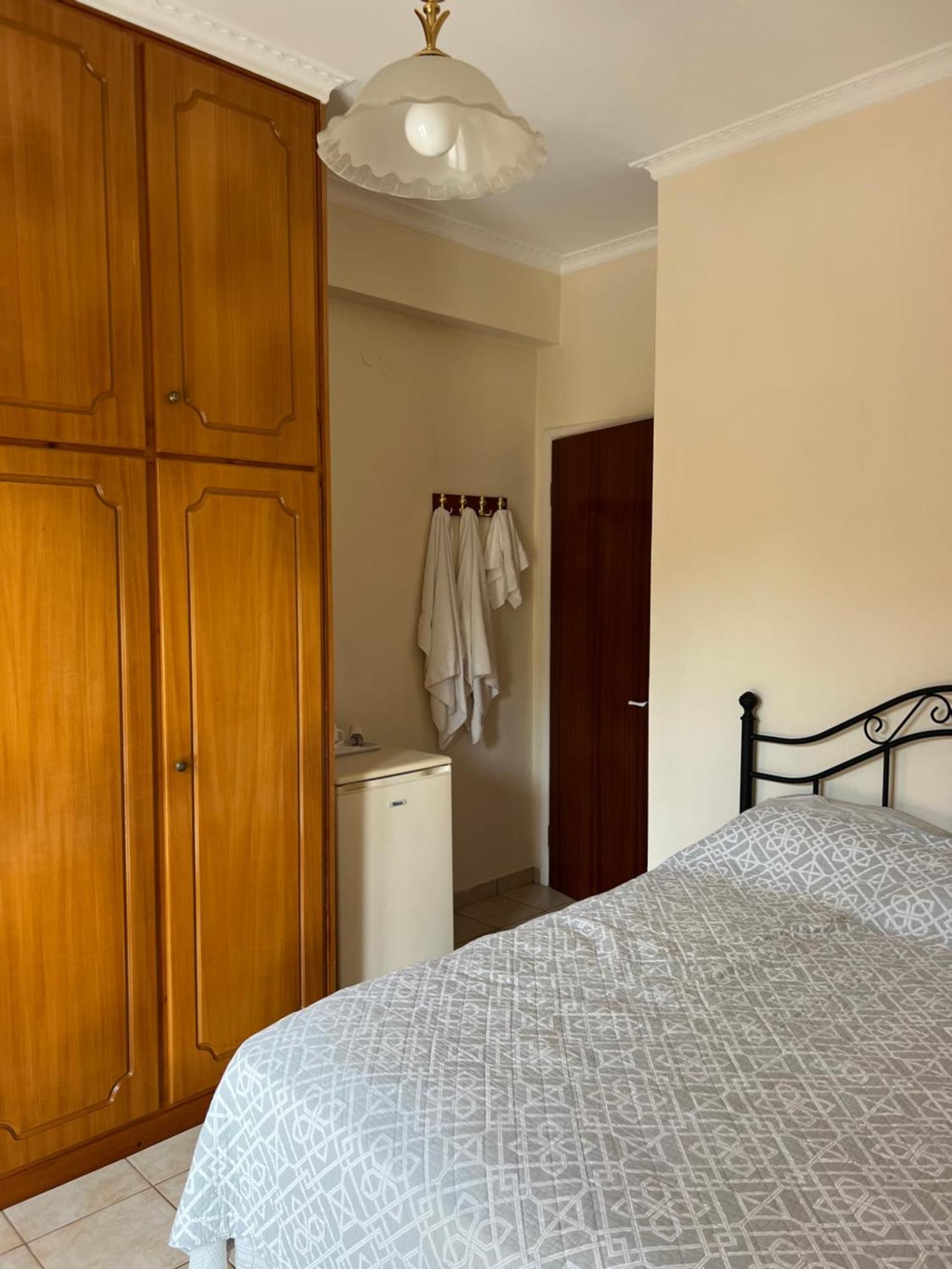 Nisaki Mathraki B&B Szoba fotó